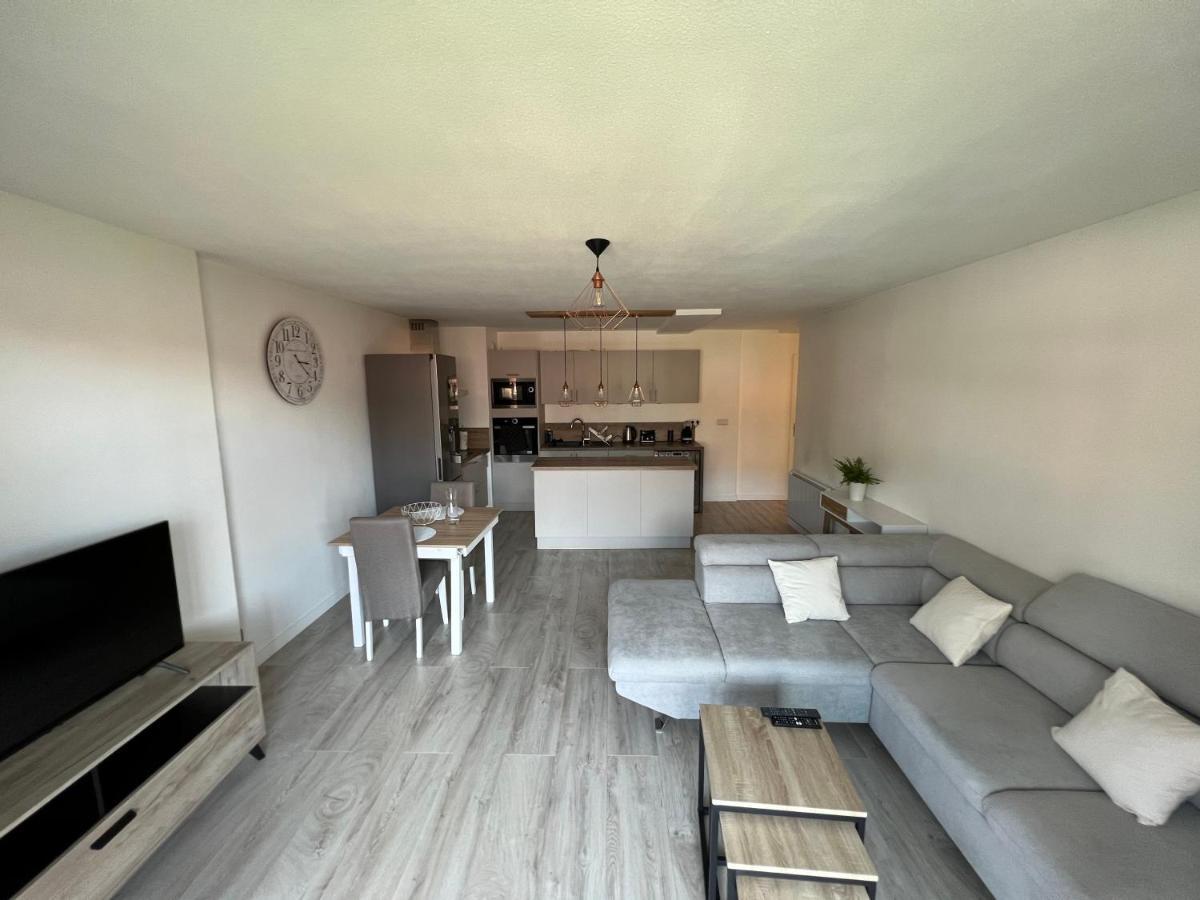 Appartement Entre Lacs, Montagnes Et Stations De Ski Bonneville Εξωτερικό φωτογραφία